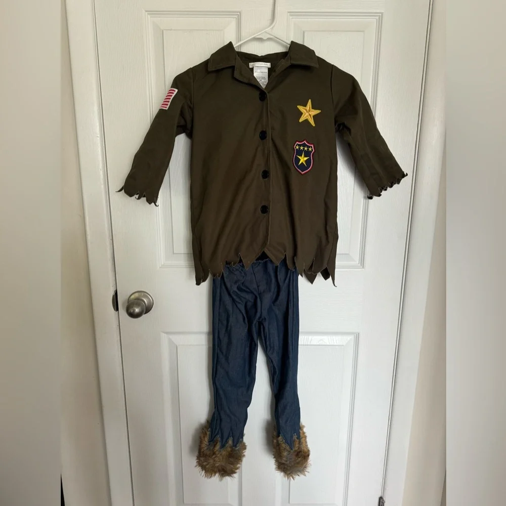 Pottery Barn Kids Werewolf Halloween costume - size 5/6 - Picture 1 of 7